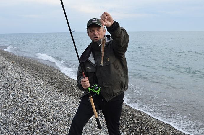Нет ничего лучше экипировки SIMMS при ловле спиннингом в Черном море